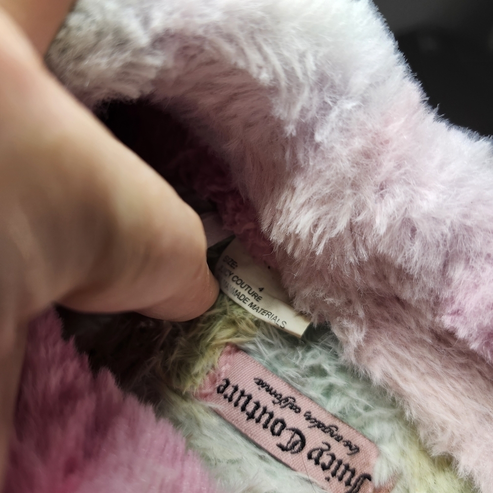 Juicy Couture Kids' Pink Furry Clogs Size 4 - Picture 9 of 10